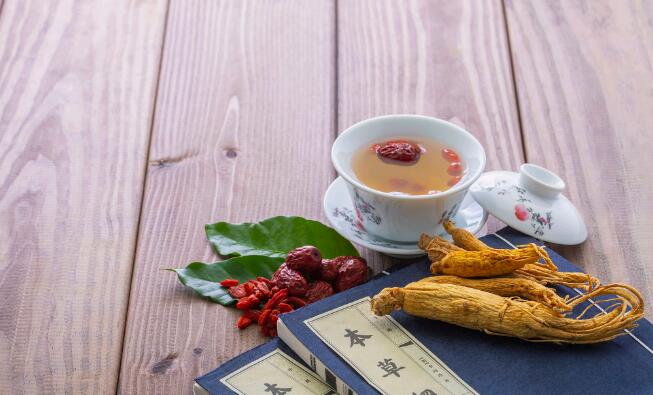24小时后出现食物中毒网- 食物24小时还能吃吗知识,分享24小时后出现食物中毒怎么办
